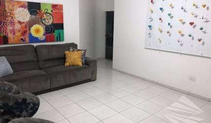 Casa com 3 dormitórios à venda, 232 m² - Campos Elíseos - Taubaté/SP