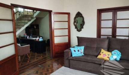 Sobrado com 4 dormitórios à venda, 260,50m² - Centro - Taubaté/SP