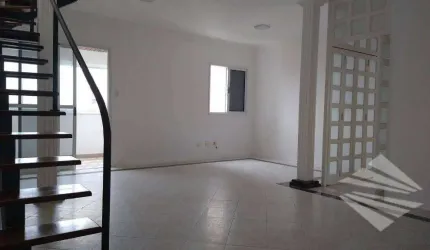 Cobertura duplex com 3 dormitórios à venda, 179 m² - Vila Jaboticabeira - Taubaté/SP