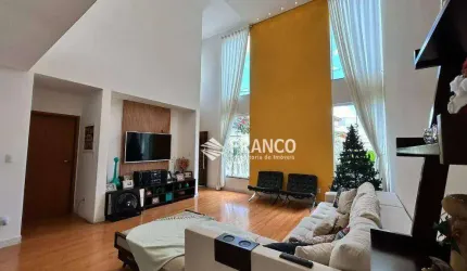 Sobrado com 3 dormitórios à venda, 199 m² - Campos do Conde Versailles - Tremembé/SP
