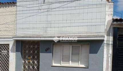 Casa com 3 dormitórios à venda, 140 m² por R$ 460.000 - Centro - Taubaté/SP
