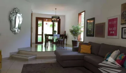 Casa com 3 dormitórios à venda, 150 m² por R$ 1.100.000,00 - Chácaras Cataguá - Taubaté/SP