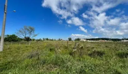 Terreno à venda com 450m² em Jaguaruna/SC.