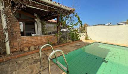 Apartamento Cobertura Duplex de 4 quartos, com 280m², à venda em Icaraí, Niterói/RJ