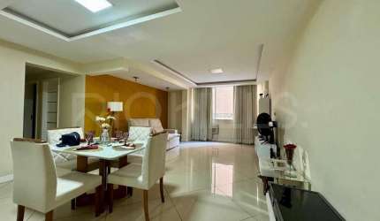 Apartamento de 3 quartos, com 145m², à venda em Icaraí, Niterói/RJ