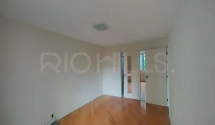 Apartamento de 2 quartos, com 76m², à venda em Icaraí, Niterói/RJ