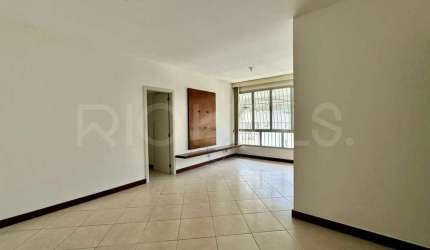 Apartamento de 3 quartos, com 110m², à venda em Icaraí, Niterói/RJ