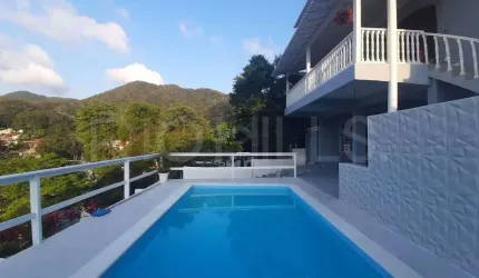 Casa em Condomínio, com 5 quartos e 300m², à venda no Engenho do Mato, Niterói/RJ