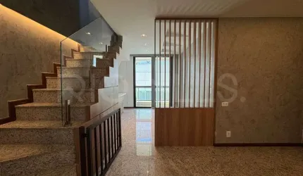 Apartamento Cobertura de 3 quartos, com 185m², à venda em Charitas, Niterói/RJ