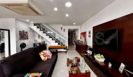 Apartamento Cobertura Duplex de 4 quartos, com 216m², à venda em Icaraí, Niterói/RJ
