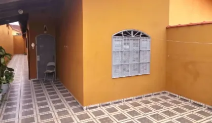 Linda Casa em Mongaguá