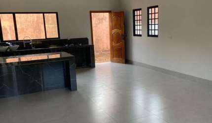 Imperdível oportunidade de adquirir casa com 2 quartos e 2 suítes no bairro Bom Clima em Chapada dos Guimarães-MT!