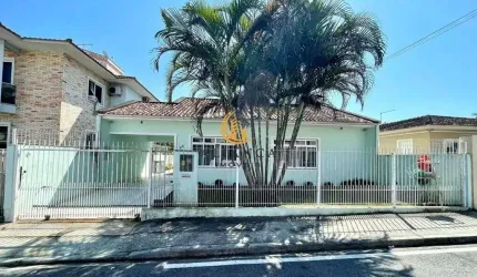 Casa à venda no bairro Flor de Nápolis - São José/SC