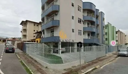 Apartamento em Floresta, São José/SC