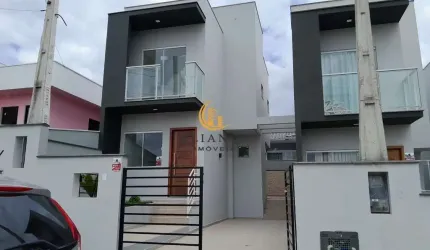 Sobrado em Potecas, São José-SC