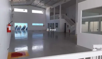 GALPÃO COMERCIAL EM LOCALIZAÇÃO PRIVILEGIADA NA AVENIDA PRINCIPAL DO MANOEL MENDES