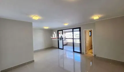 Apartamento com excelente localização no bairro Fabrício com três suítes