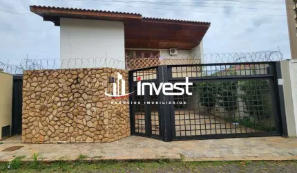 Belíssima casa, área gourmet, alto padrão no bairro Jardim Alexandre Campos