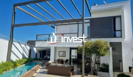 Casa com três suítes piscina varanda gourmet bairro Santa Maria