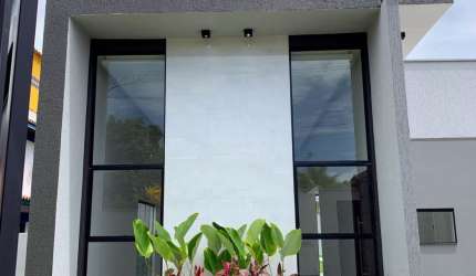 LUXUOSA CASA COM 3 SUÍTES , PISCINA E ÁREA GOURMET NO VILLAGE II