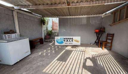 Casa com 2 dorCampos de São José - São José dos Campos/SP