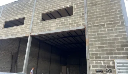 Imóvel para aluguel tem 375 metros quadrados em Setor Campinas - Goiânia - GO