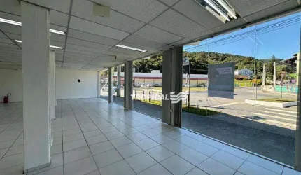 Loja para alugar, 332 m² por R$ 7.093,67 - Progresso - Blumenau/SC