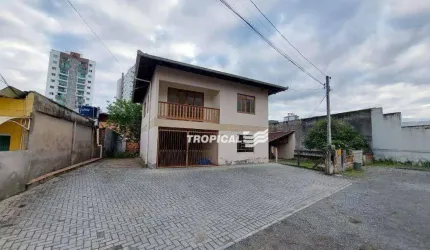 Casa com 4 dormitórios, 604 m² - venda por R$ 800.000,00 ou aluguel por R$ 3.262,00 - Velha - Blumenau/SC
