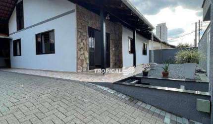 Casa com 4 dormitórios à venda, 382 m² por R$ 1.370.000,00 - Velha - Blumenau/SC