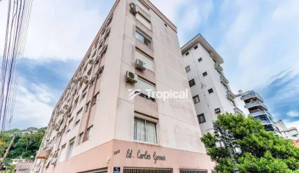 Apartamento com 1 dormitório para alugar, 45 m² por R$ 1.820,93/mês - Ponta Aguda - Blumenau/SC