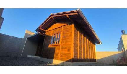 CASA RESIDENCIAL  ARAQUARI - SC