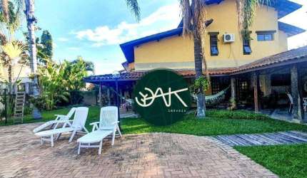 Casa com 4 dormitórios à venda, 500 m² por R$ 3.600.000,00 - Jardim das Colinas - São José dos Campos/SP