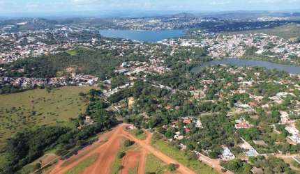 Lote de 360 ZR1 bairro Jardim das Aroeiras - Lagoa Santa
