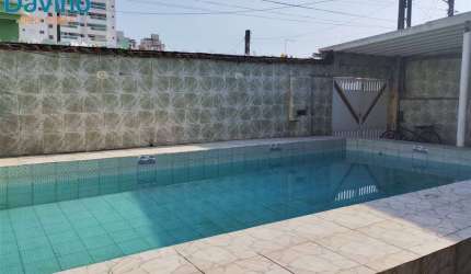 SOBRADO NO FLÓRIDA 6 DORMITÓRIOS COM PISCINA, MENOS DE 100 METROS DA PRAIA POR APENAS $850.000,00 SOMENTE PARA PAGAMENTO À VISTA