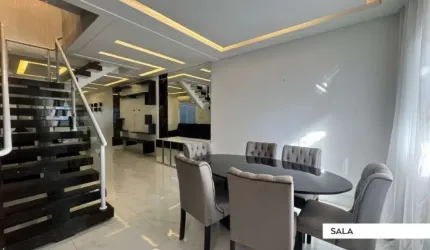 Sobrado Mobiliado 3 suítes ambientes integrados 
lindamente fino acabamento 100 metros da praia