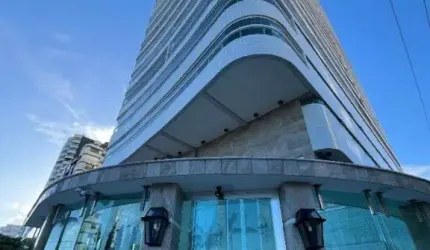 Apartamento com vista panorâmica Altíssimo Padrão 3 Suítes Dependência de empregada 200 metros área útil Andar Alto