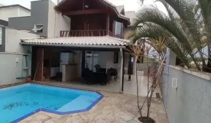 Apartamento com 4 Quarto(s) e 4 banheiro(s) para Alugar, 270 m² por R$ 5400 / Mês