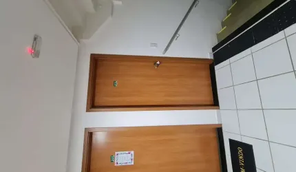 Apartamento com 2 Quarto(s) e 1 banheiro(s) para Alugar, 50 m² por R$ 900 / Mês