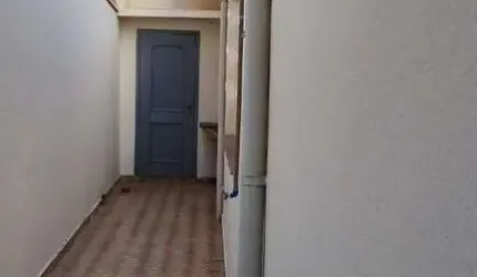 Casa com 3 Quarto(s) e 4 banheiro(s) para Alugar, 200 m² por R$ 3000 / Mês