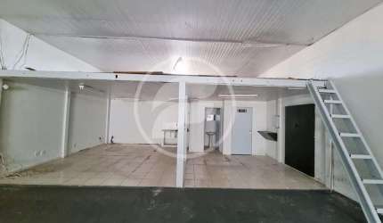 Apartamento com 4 Quarto(s) e 4 banheiro(s) para Alugar, 245.37 m² por R$ 4000 / Mês