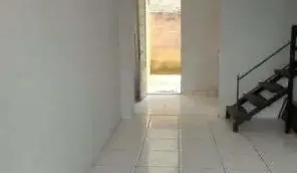 Apartamento com 2 Quarto(s) e 1 banheiro(s) para Alugar, 57 m² por R$ 660 / Mês