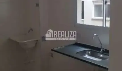 Apartamento com 2 Quarto(s) e 1 banheiro(s) para Alugar, 50 m² por R$ 1610 / Mês
