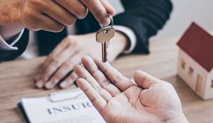 Apartamento com 2 Quarto(s) e 1 banheiro(s) para Alugar, 60 m² por R$ 2191 / Mês