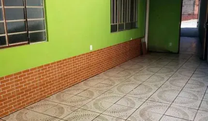 Casa com 2 Quarto(s) e 1 banheiro(s) para Alugar, 64 m² por R$ 900 / Mês