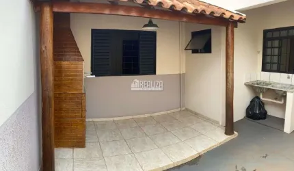 Casa com 2 Quarto(s) e 0 banheiro(s) para Alugar, 0 m² por R$ 1990 / Mês