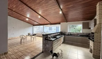 Casa com 2 Quarto(s) e 1 banheiro(s) para Alugar, 125 m² por R$ 1870 / Mês