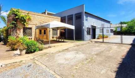 Apartamento com 1 Quarto(s) e 4 banheiro(s) para Alugar, 1118 m² por R$ 15000 / Mês