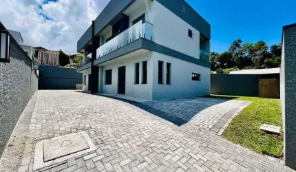 Apartamento com 3 Quarto(s) e 4 banheiro(s) para Alugar, 140 m² por R$ 5000 / Mês