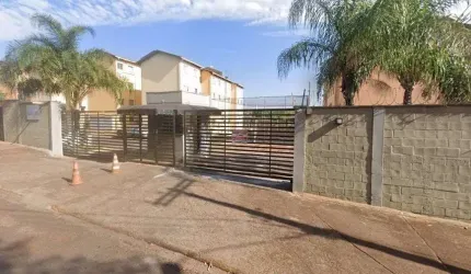 Apartamento com 2 Quarto(s) e 1 banheiro(s) para Alugar, 47 m² por R$ 1222 / Mês