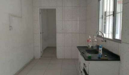 Casa com 1 Quarto(s) e 1 banheiro(s) para Alugar, 35 m² por R$ 1100 / Mês